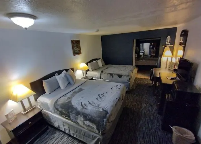 Hotel 2 Queen Beds Hotel Room 126 Wi-Fi Booking