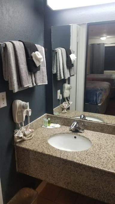 Apartamento 2 Queen Beds 126 Wi-fi